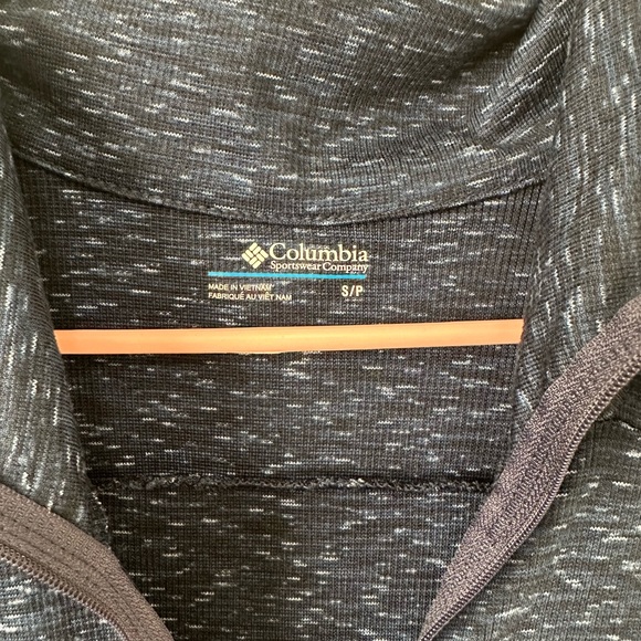 Columbia Jacket! - Picture 2 of 4